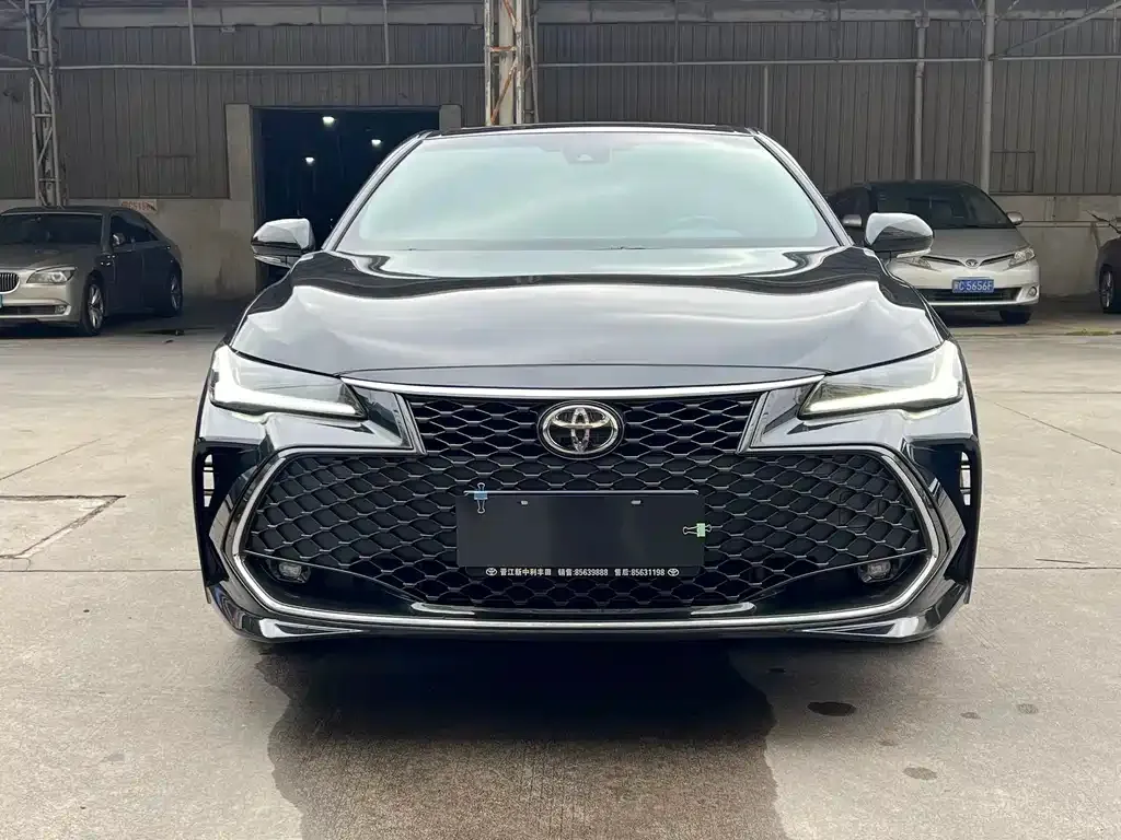 Toyota Avalon 2023 из CN, фото 7