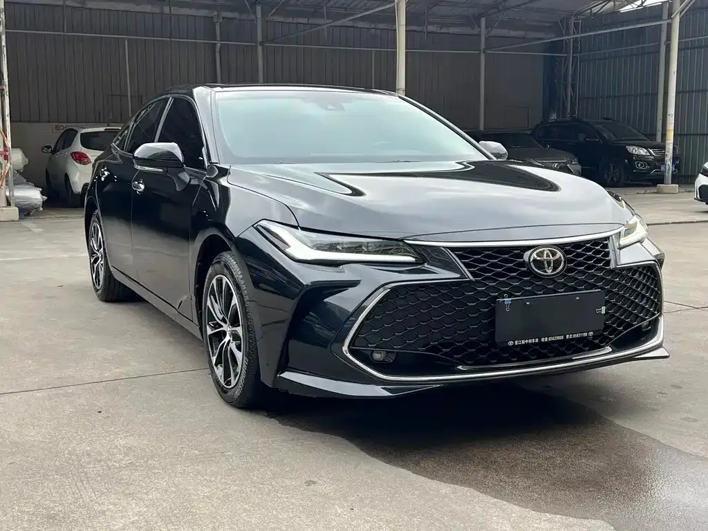 Toyota Avalon 2023 из CN, фото 3