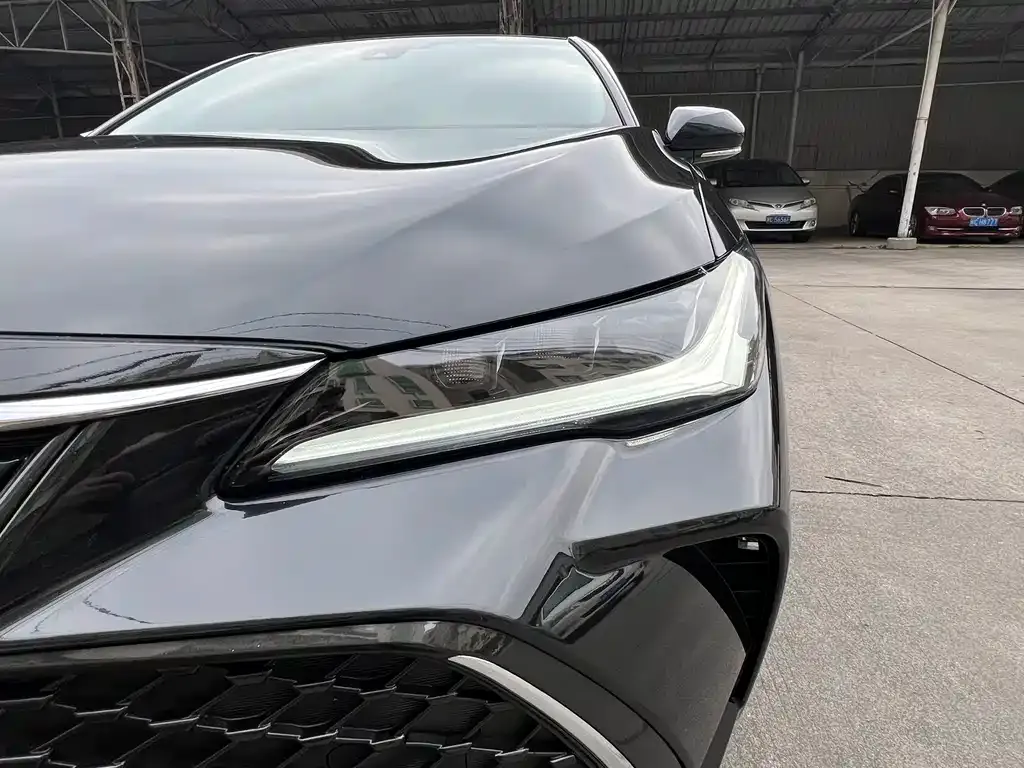 Toyota Avalon 2023 из CN, фото 2