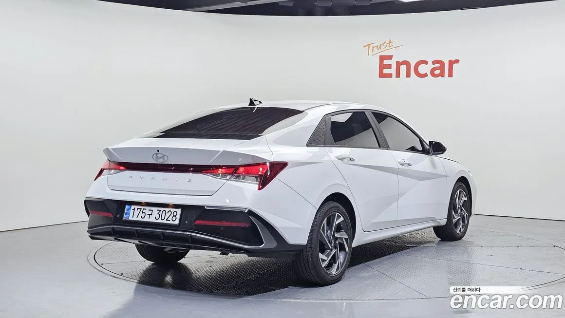 Hyundai AVANTE — фото 7