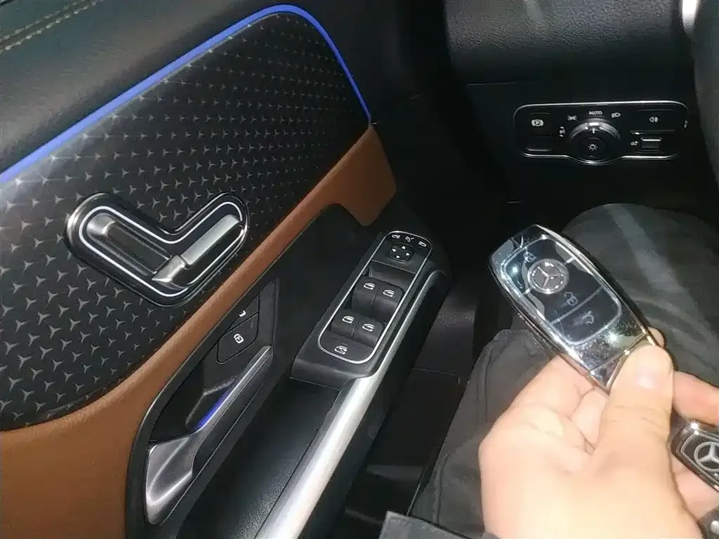 Mercedes-Benz GLB 2024 из CN, фото 7