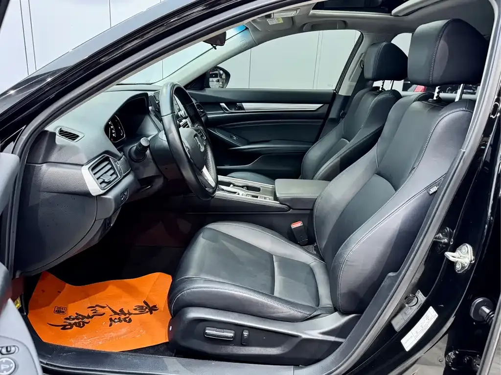 Honda Accord — фото 5
