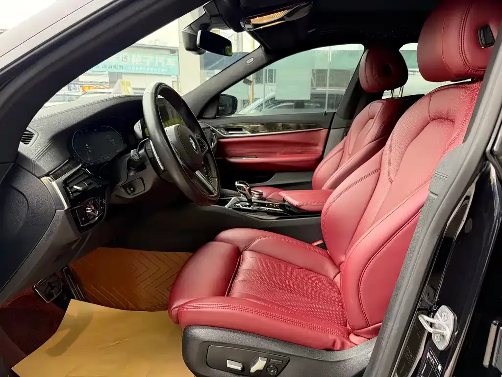 BMW 6 Series GT 2021 из CN, фото 9