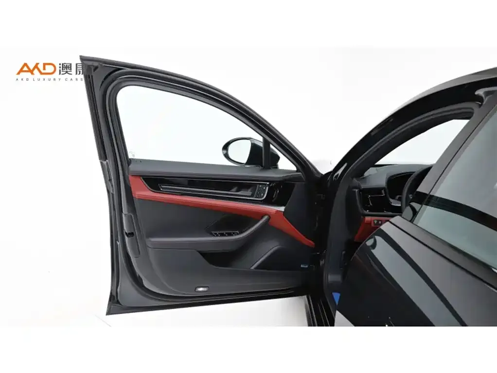 Porsche Panamera 2025 из CN, фото 3
