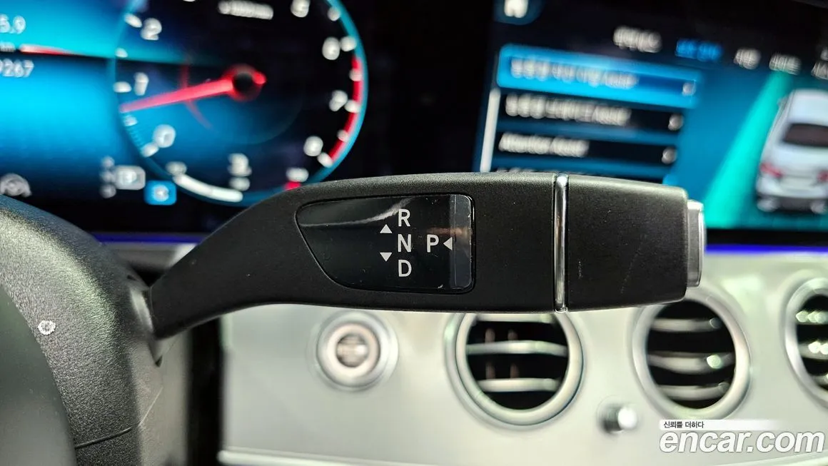 Mercedes-Benz E-Class 2021 из KR, фото 8