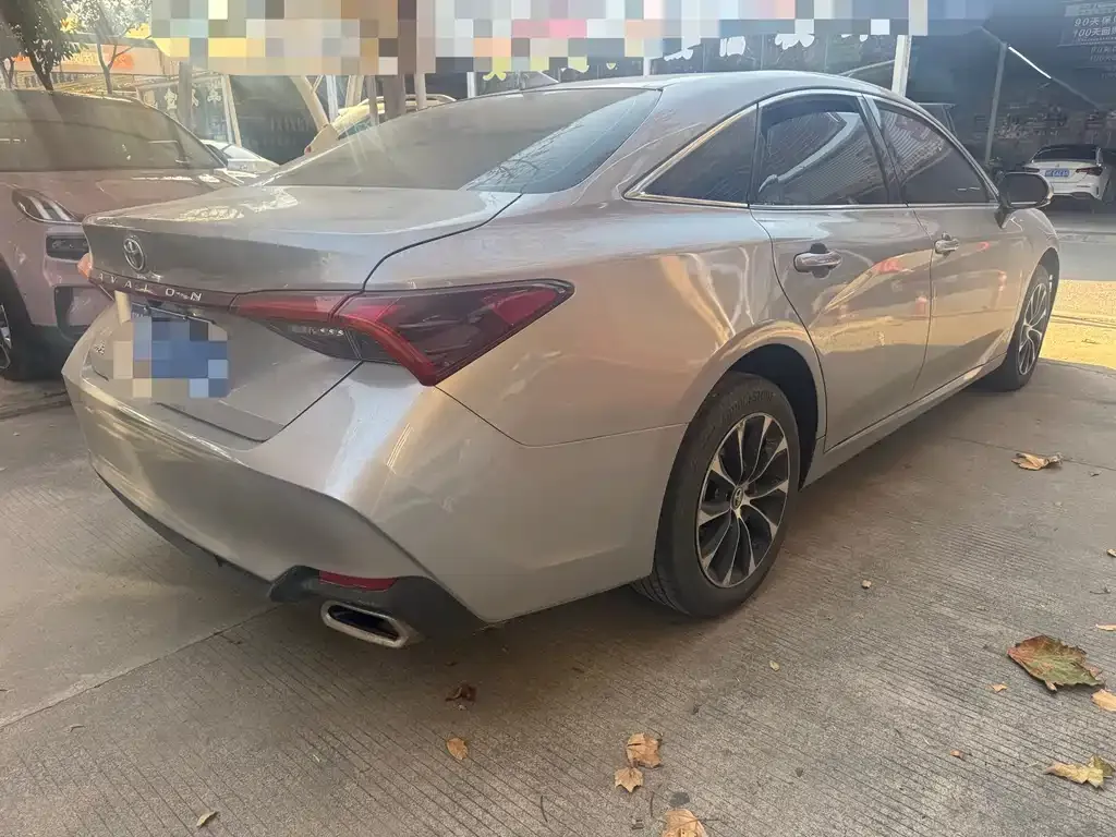 Toyota Avalon 2023 из CN, фото 8