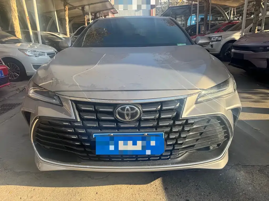 Toyota Avalon 2023 из CN, фото 4