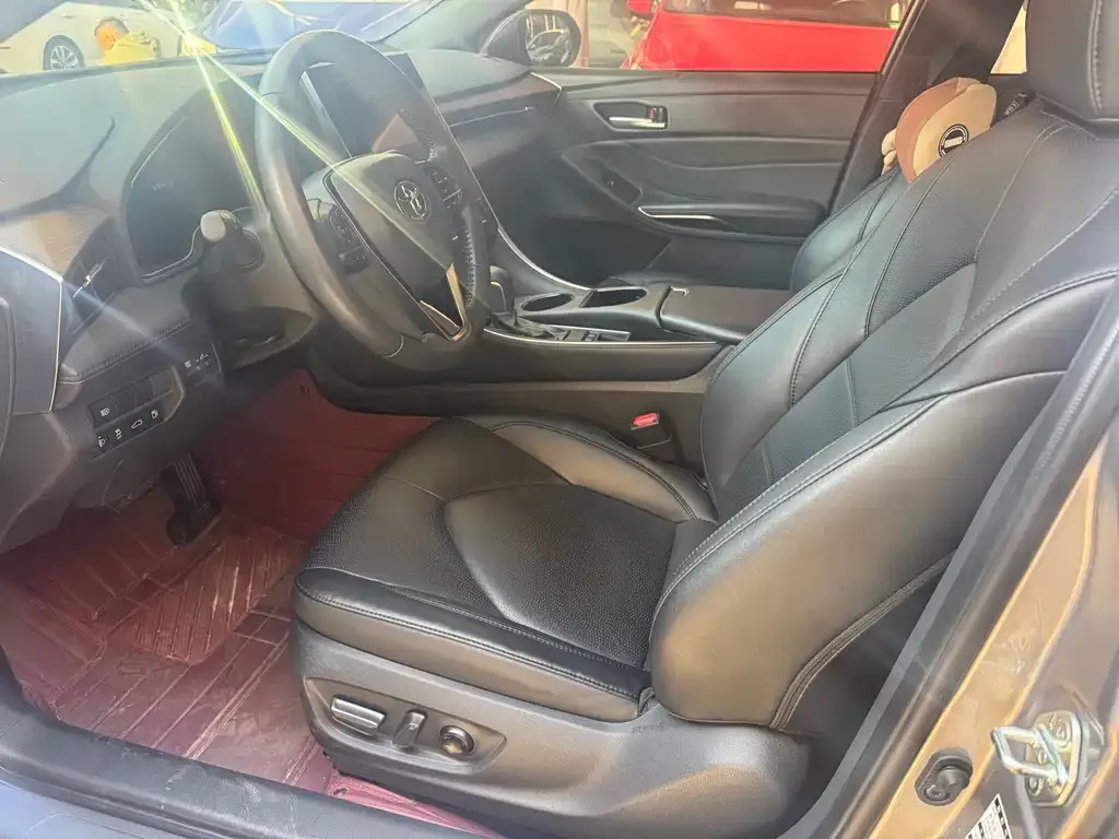 Toyota Avalon 2023 из CN, фото 6