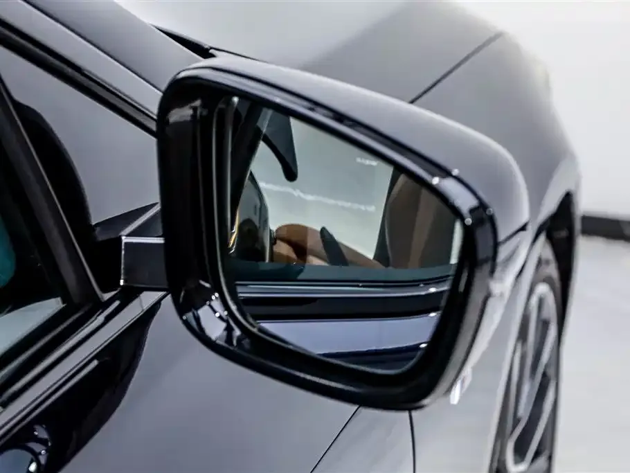BMW 6 Series GT 2024 из CN, фото 3