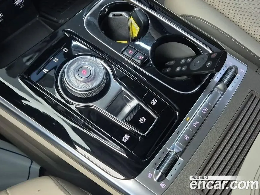 Kia Carnival — фото 10