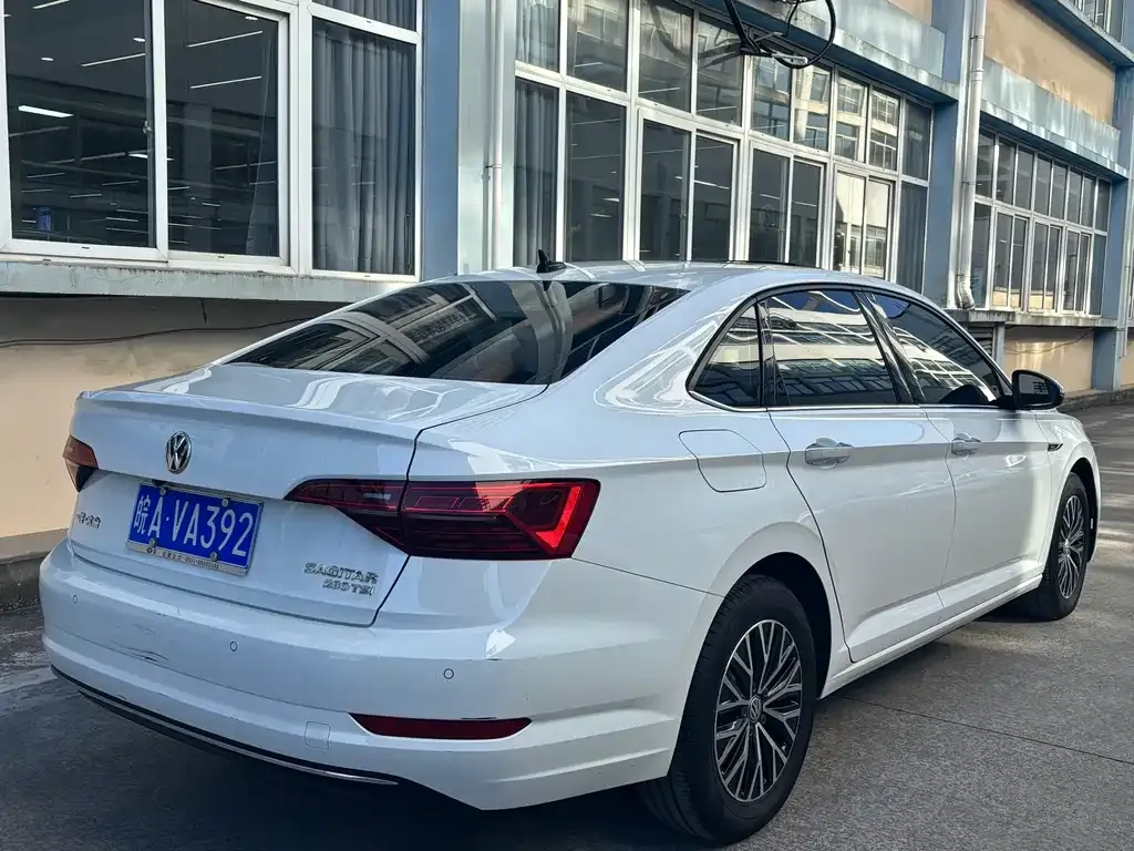 Volkswagen Lamando 2021 из CN, фото 9