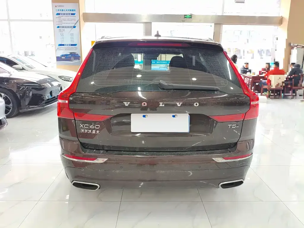 Volvo XC60 2021 из CN, фото 6
