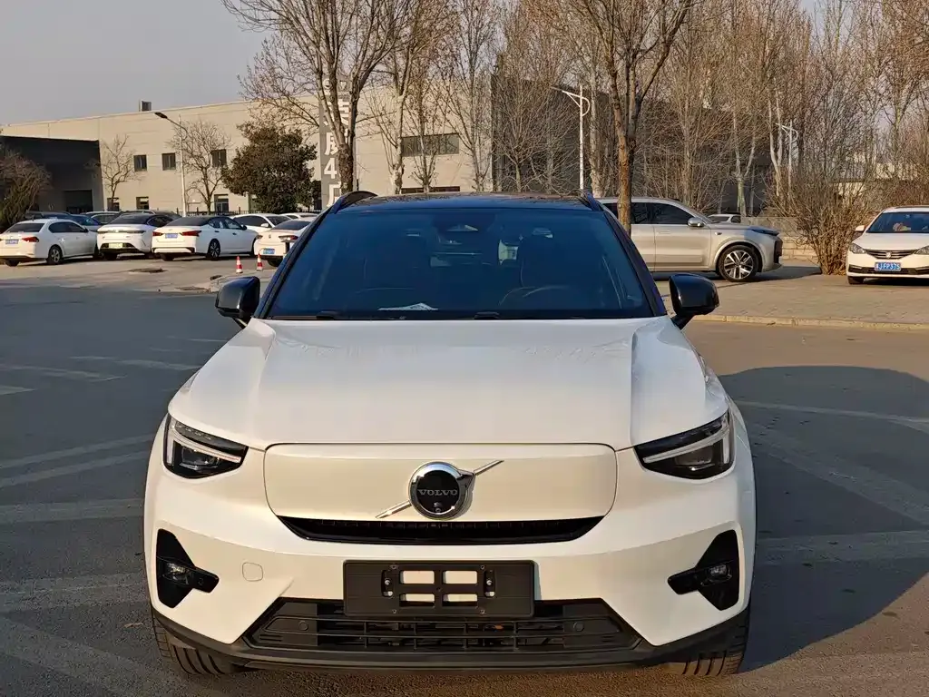 Volvo XC40 NEV 2023 из CN, фото 9