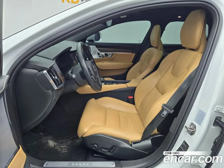 Volvo V90 2022 из KR, фото 3