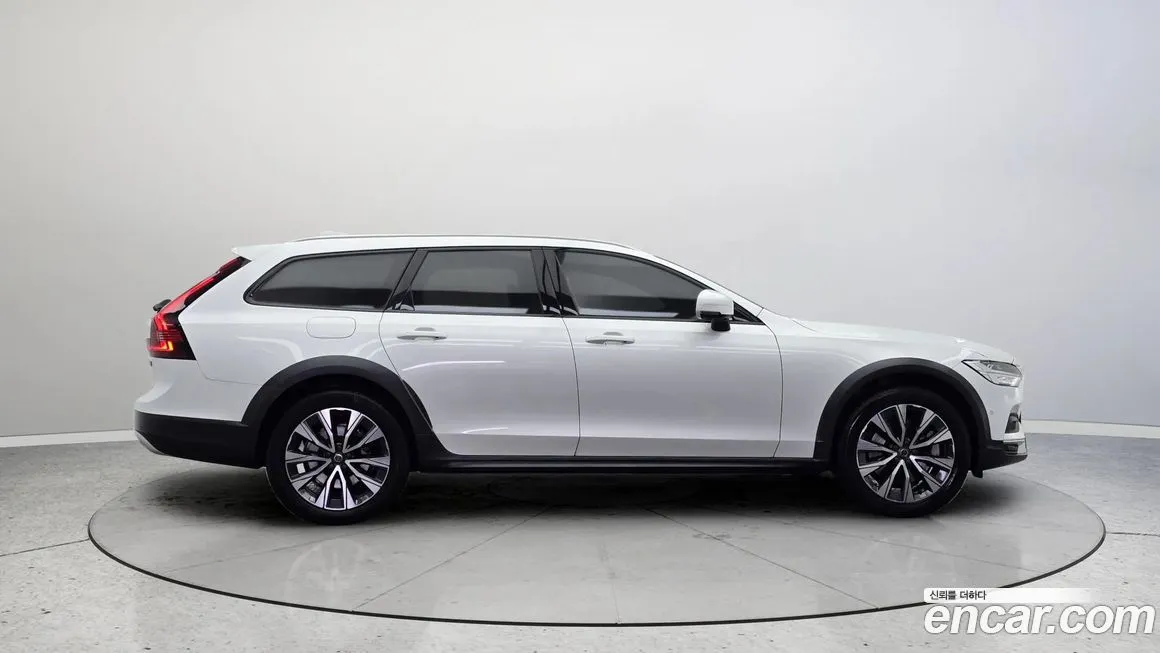 Volvo V90 2022 из KR, фото 6