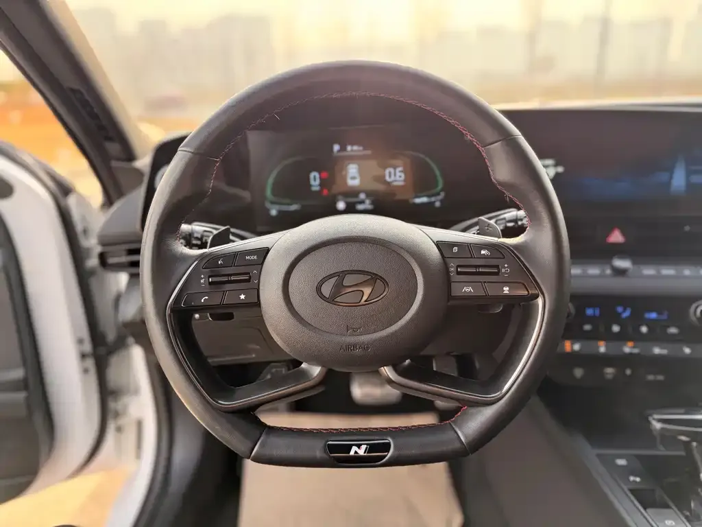 Hyundai Elantra 2024 из CN, фото 6