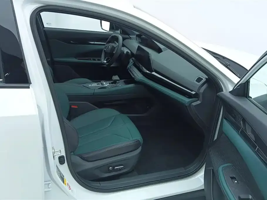 Changan UNI-V iDD 2025 из CN, фото 5