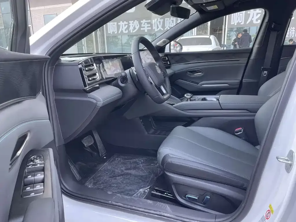 BYD Qin L 2026 из CN, фото 3