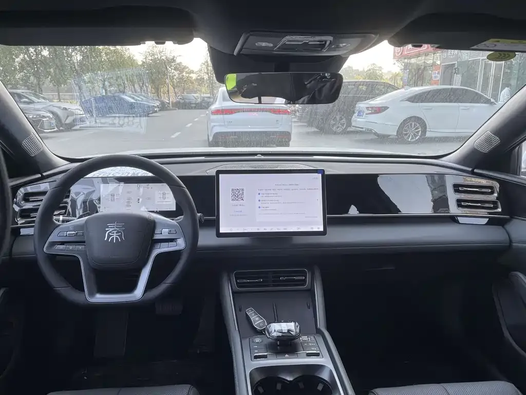 BYD Qin L 2026 из CN, фото 7