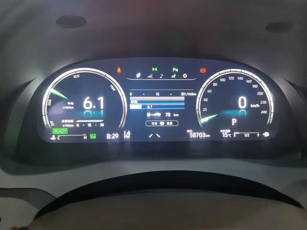 Toyota Camry 2022 из CN, фото 2