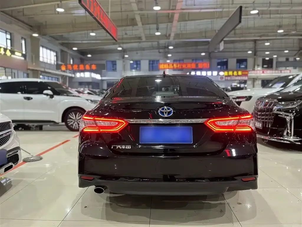 Toyota Camry 2022 из CN, фото 4