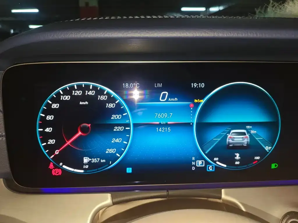Mercedes-Benz E-Class (Import) 2023 из CN, фото 2