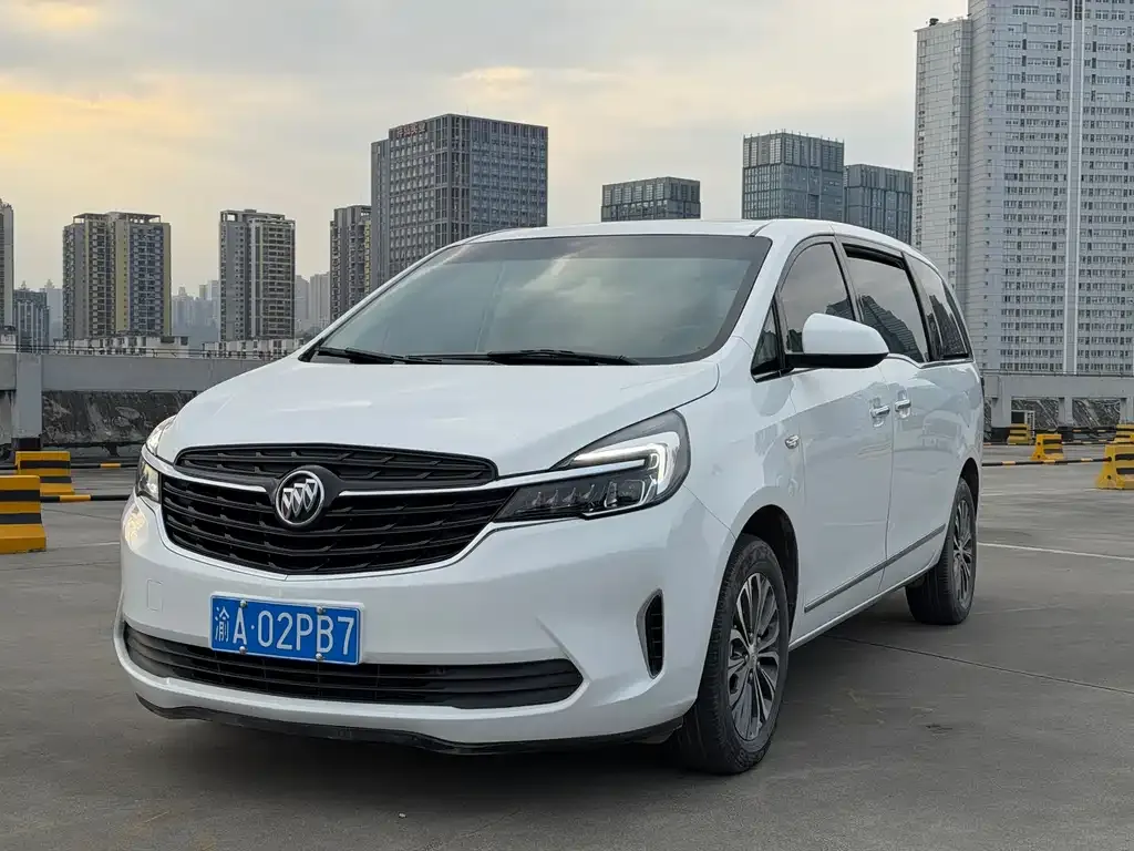Buick GL8 2022 из CN, фото 1