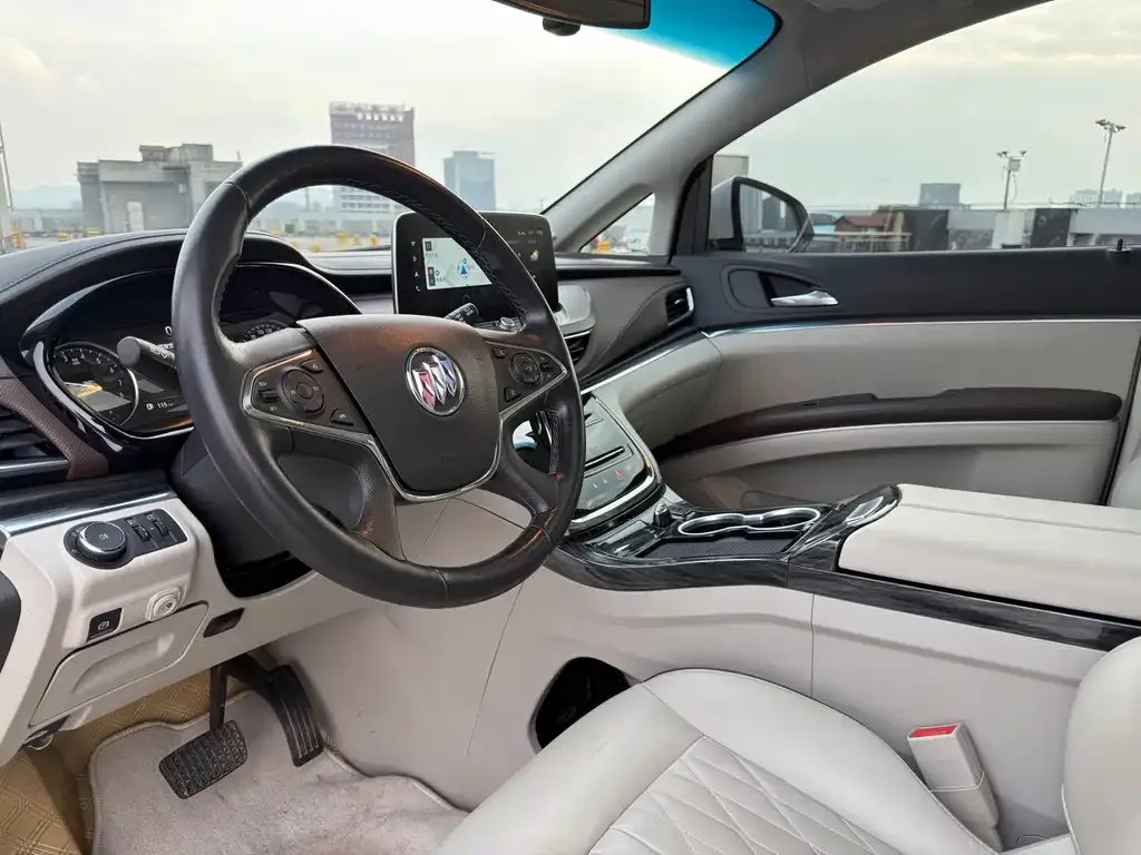 Buick GL8 2022 из CN, фото 10