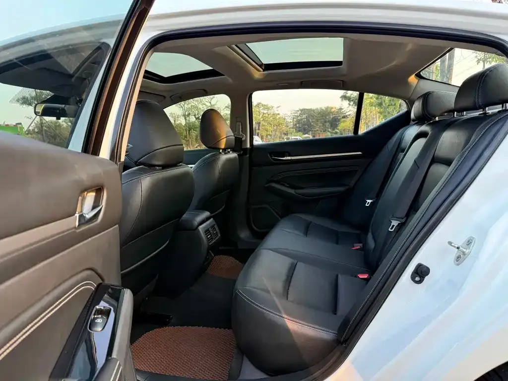 Nissan Teana 2023 из CN, фото 6