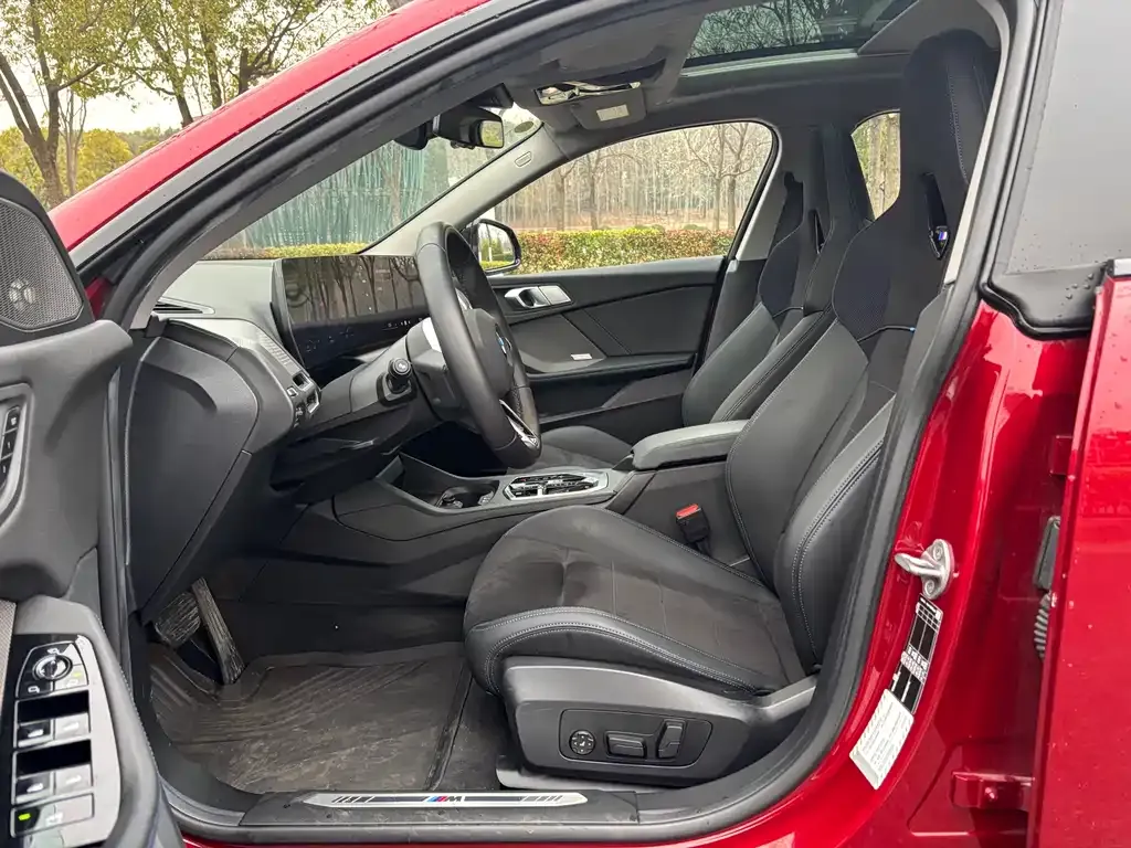 BMW 2 Series 2025 из CN, фото 7