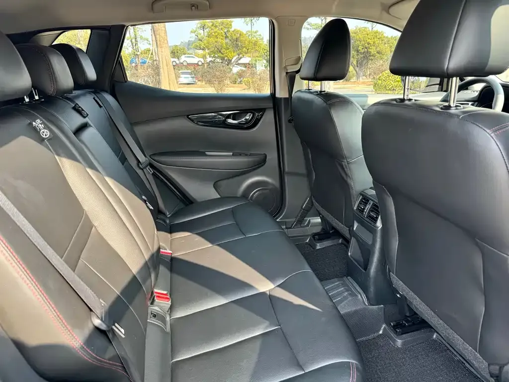 Nissan Qashqai 2022 из CN, фото 6