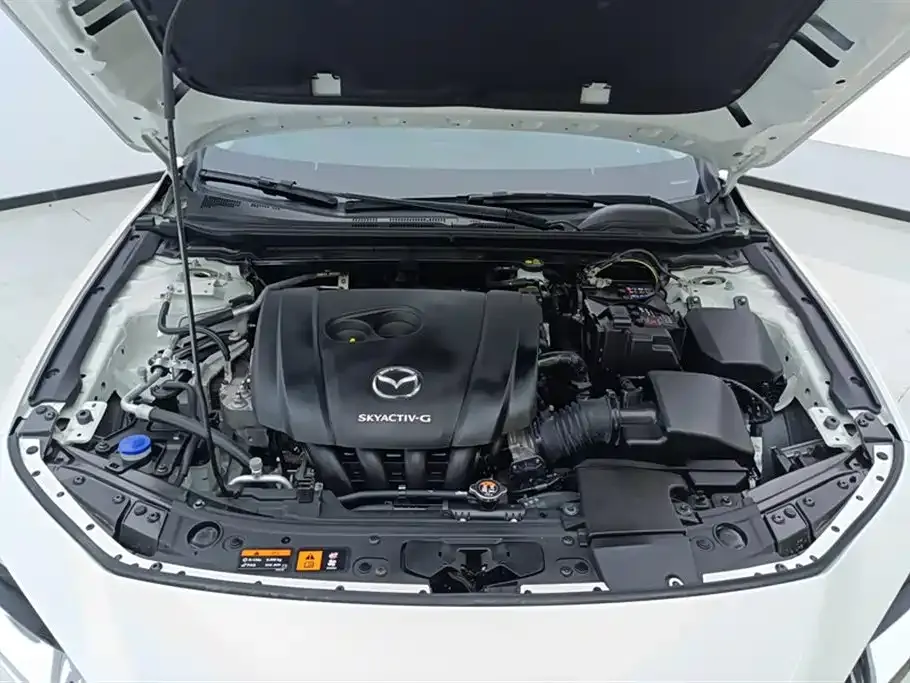 Mazda 3 Axela 2023 из CN, фото 6