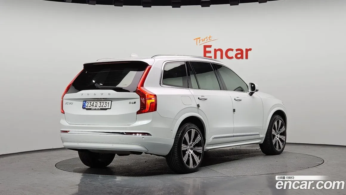Volvo XC90 — фото 4