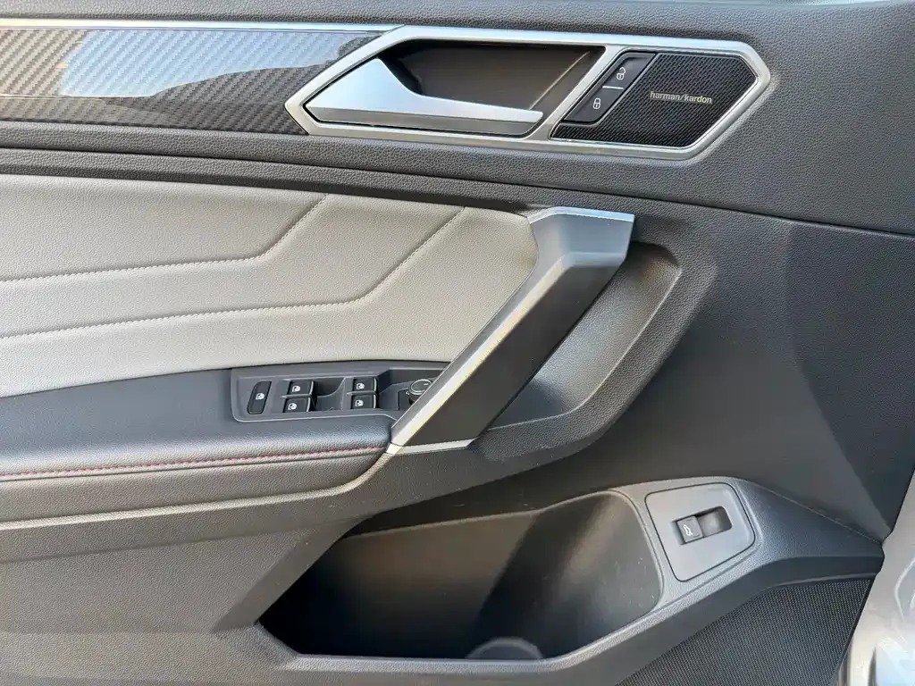 Volkswagen Tiguan L 2021 из CN, фото 8