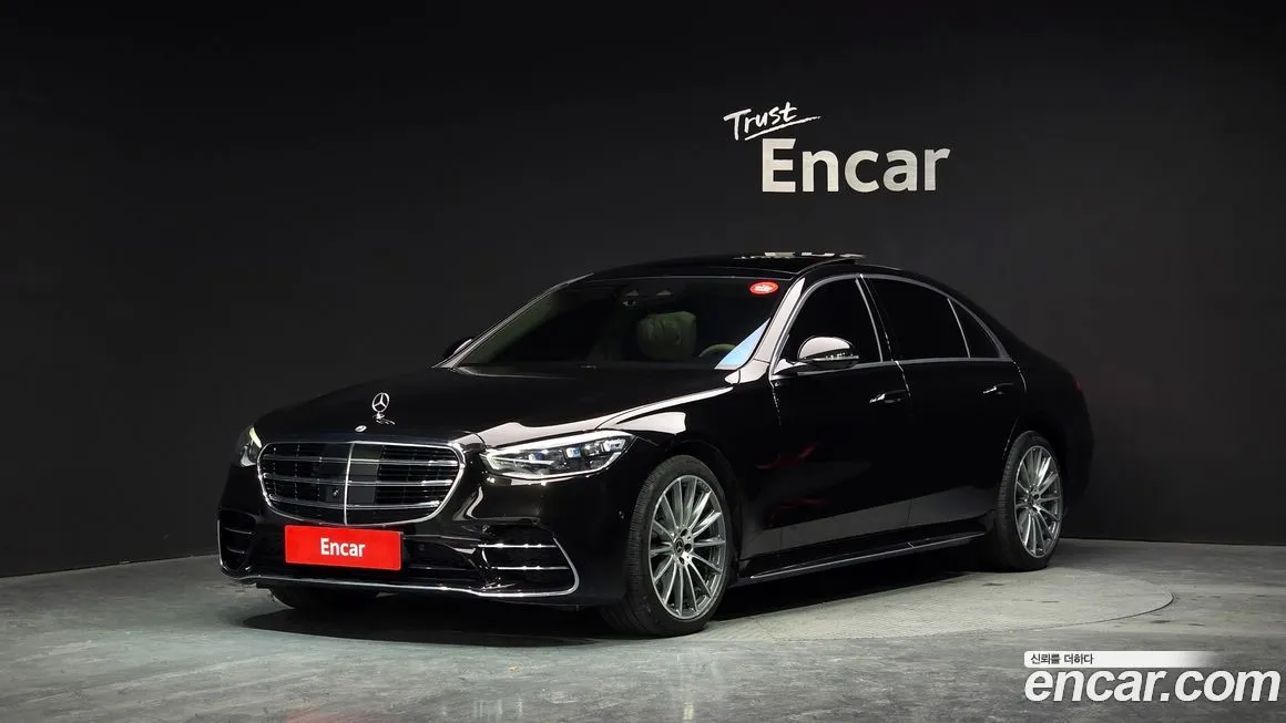 Mercedes-Benz S-Class — фото 1