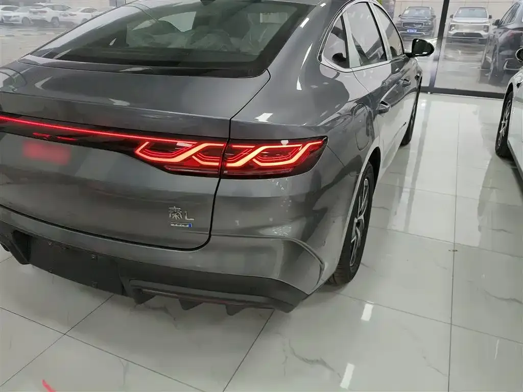 BYD Qin L 2025 из CN, фото 2