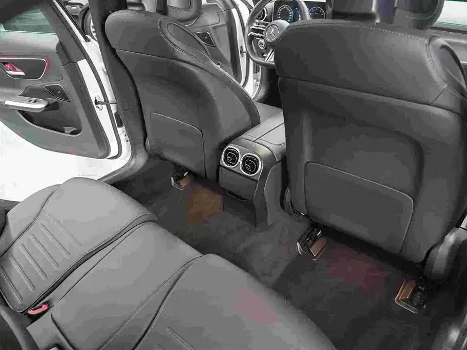 Mercedes-Benz C-Class 2024 из CN, фото 7