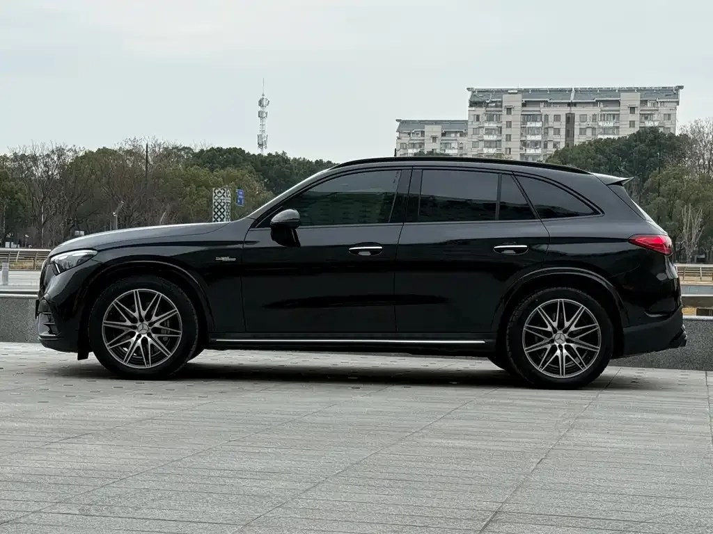 Mercedes-Benz GLC AMG 2025 из CN, фото 7