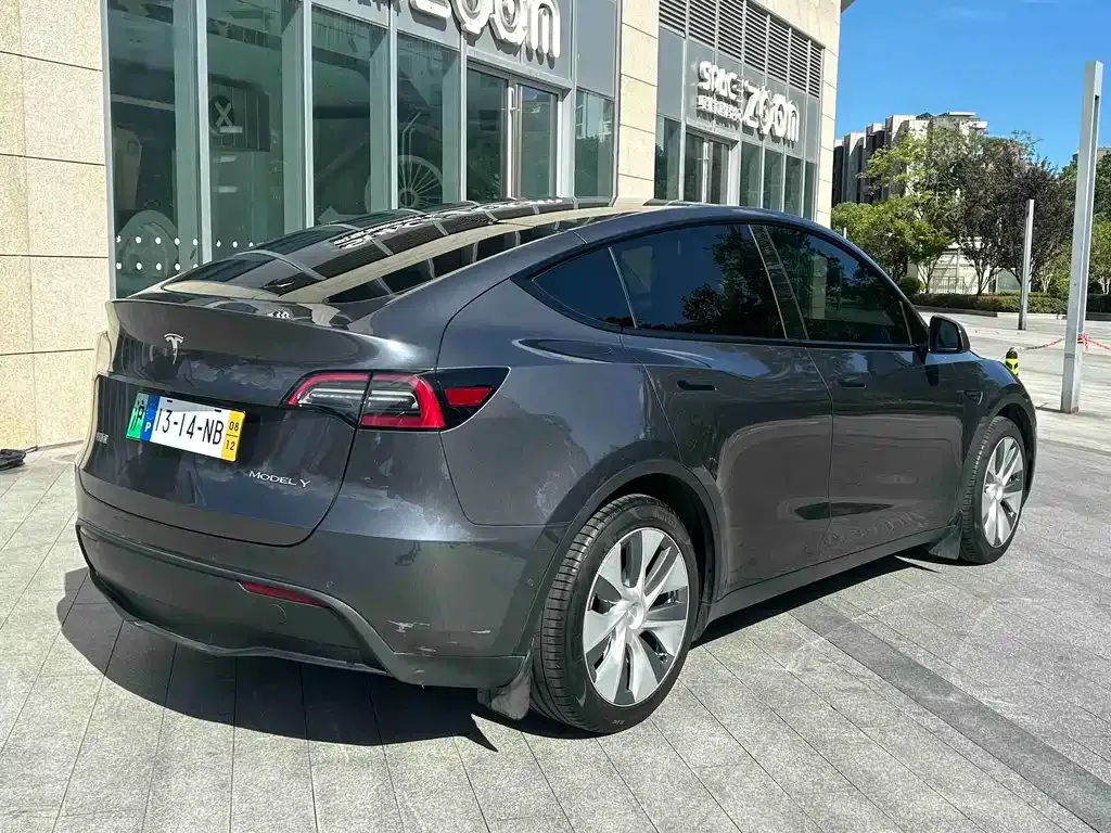 Tesla Model Y 2022 из CN, фото 3