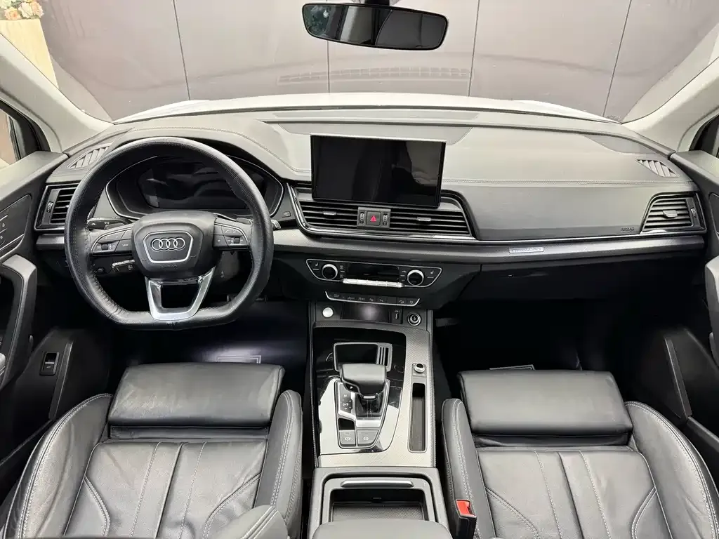 Audi Q5L 2023 из CN, фото 10