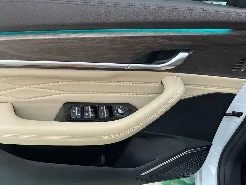Geely Xingyue L 2025 из CN, фото 5