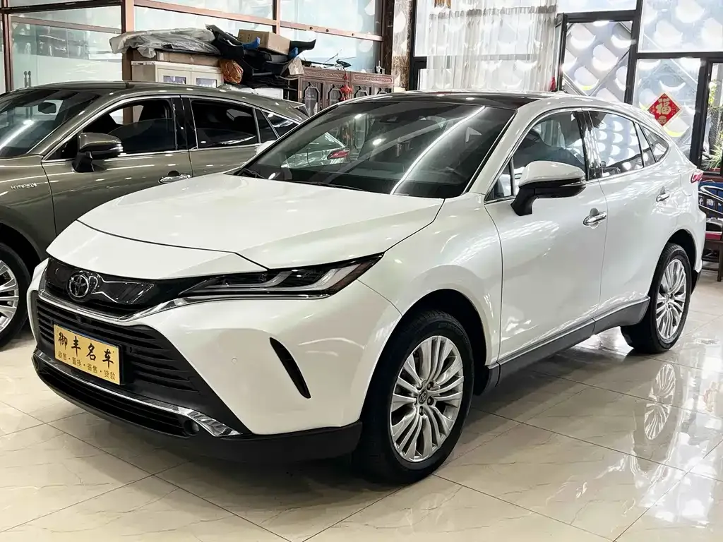 Toyota Harrier 2024 из CN, фото 1
