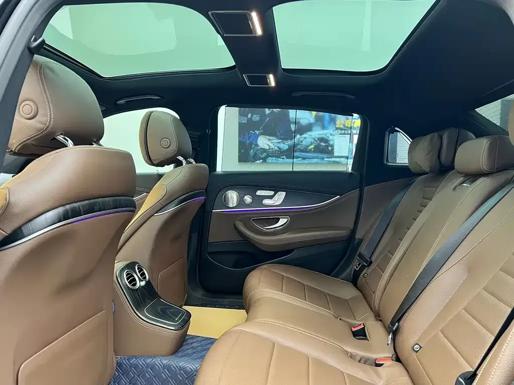 Mercedes-Benz E-Class 2022 из CN, фото 3