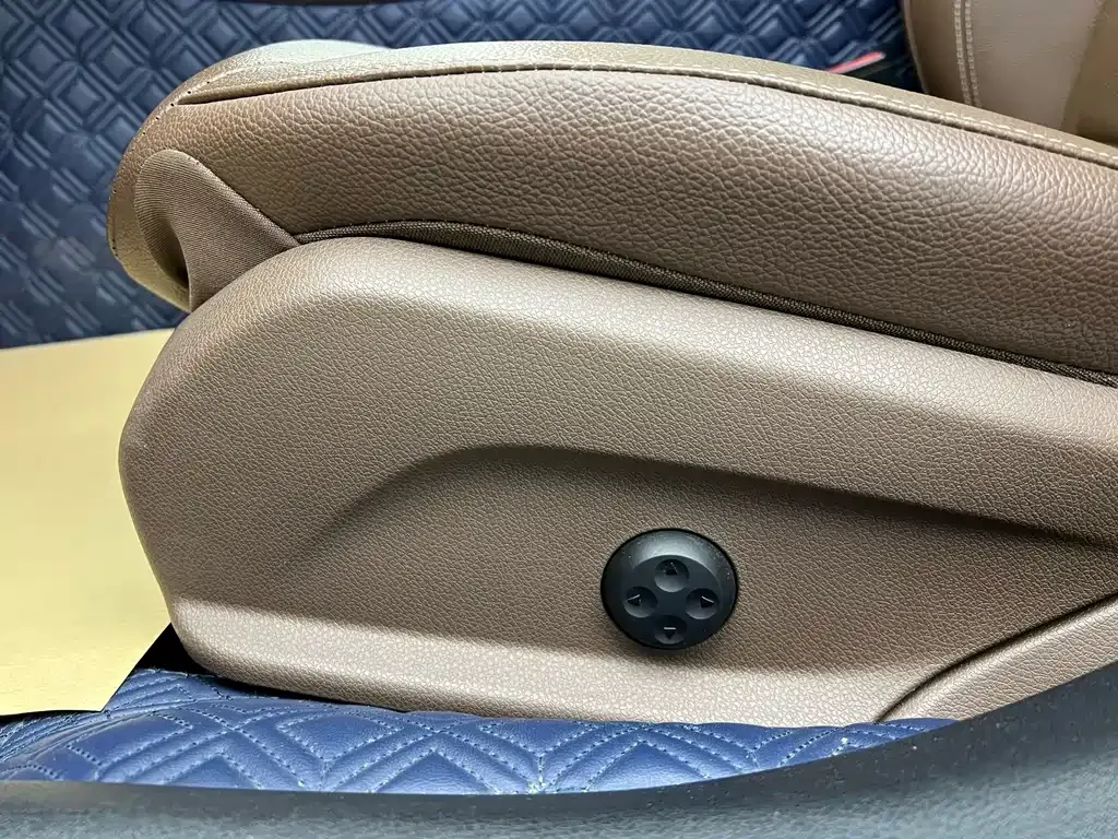 Mercedes-Benz E-Class 2022 из CN, фото 9