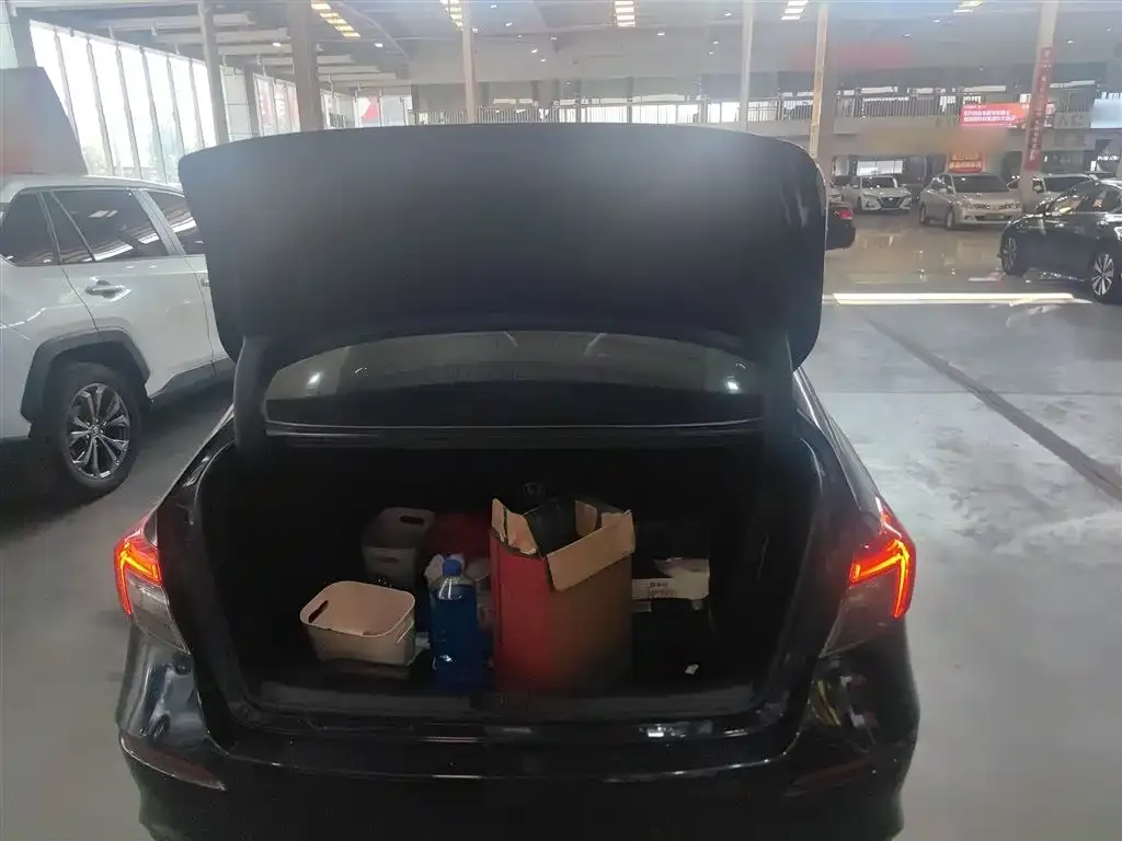Honda Civic 2024 из CN, фото 10
