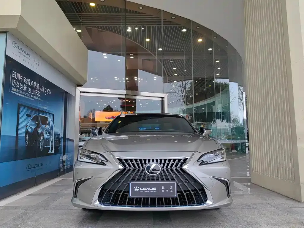 Lexus ES 2023 из CN, фото 1