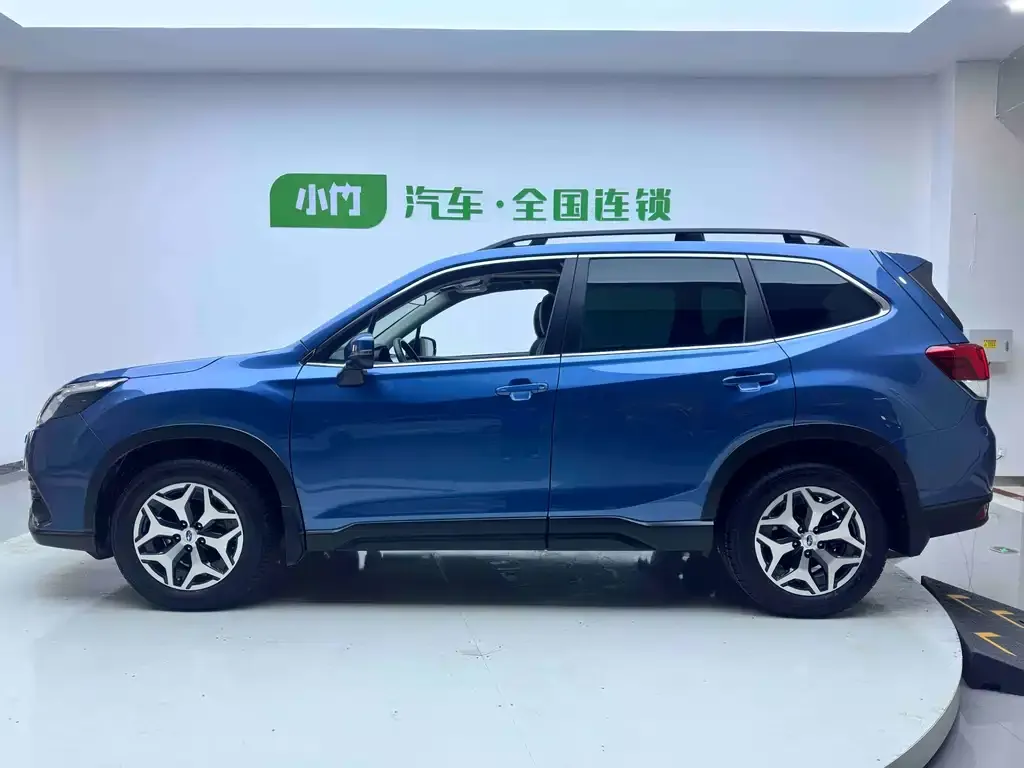 Subaru Forester 2023 из CN, фото 8