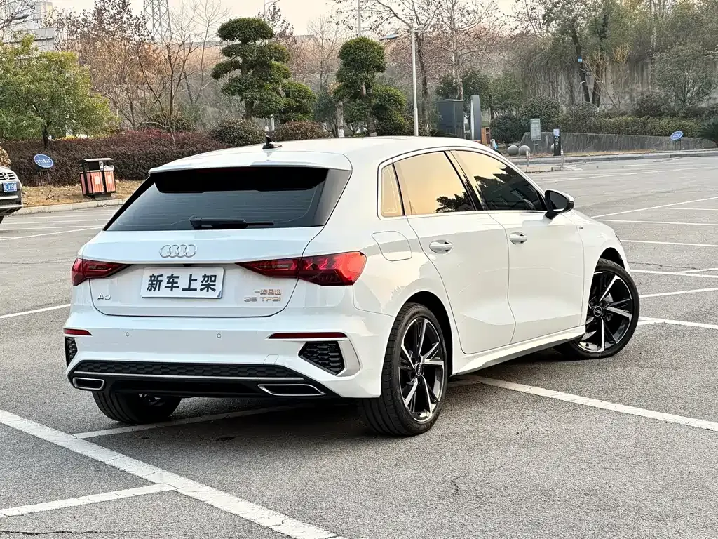 Audi A3 2022 из CN, фото 6