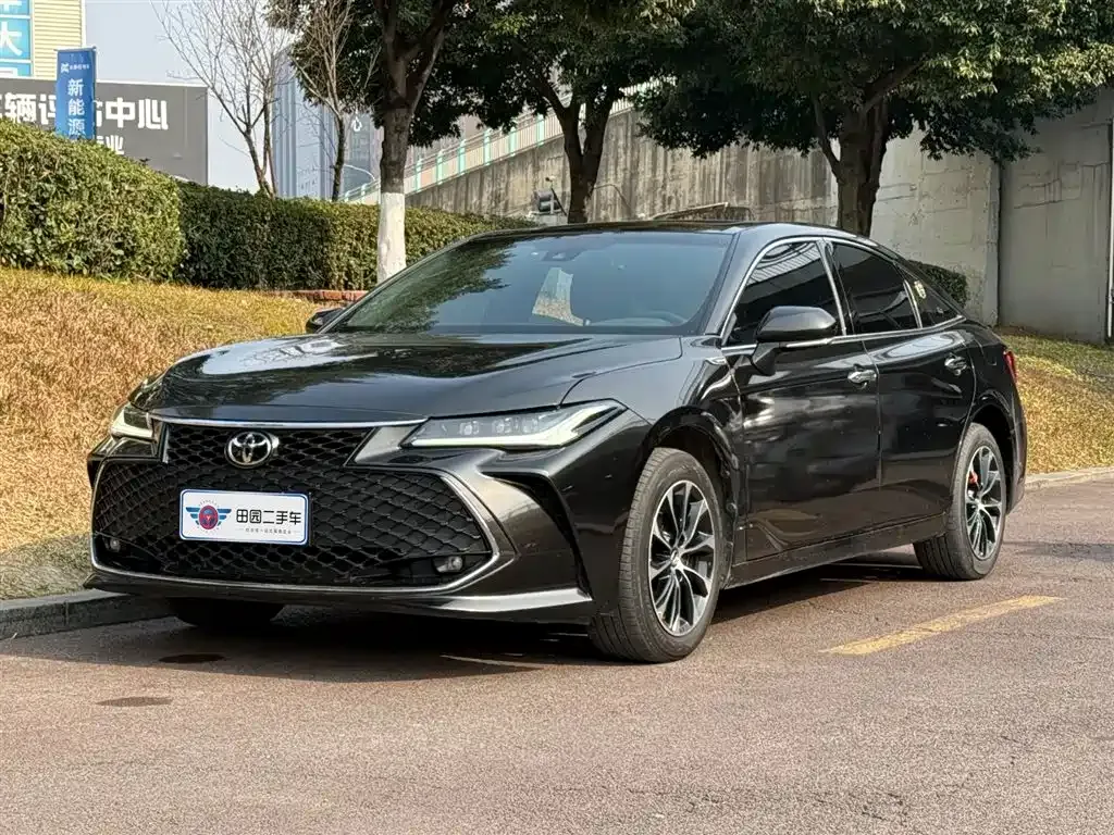 Toyota Avalon 2022 из CN, фото 1