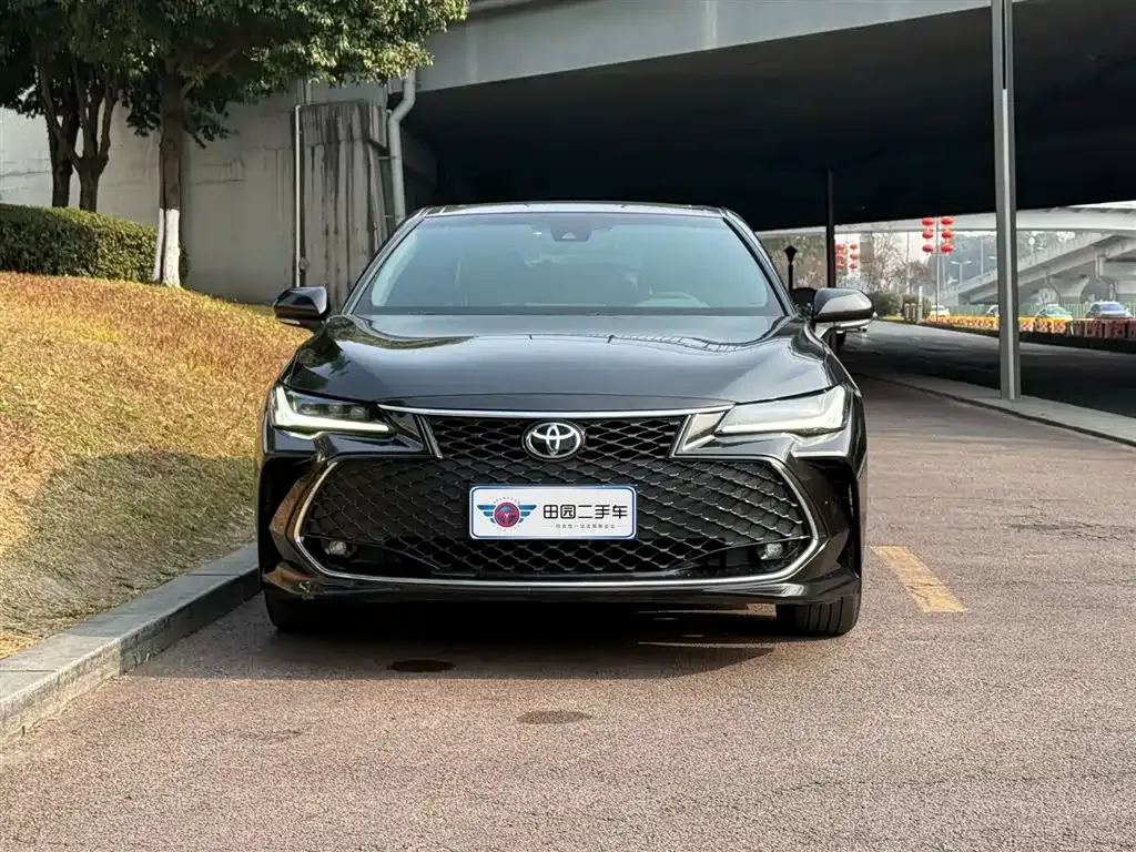 Toyota Avalon 2022 из CN, фото 9